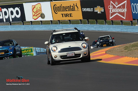 [1-Jun_16_ClubVanOnTrack.jpg]