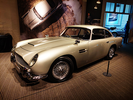 [2-Dec_23_Aston_Martin_DB5.jpg]