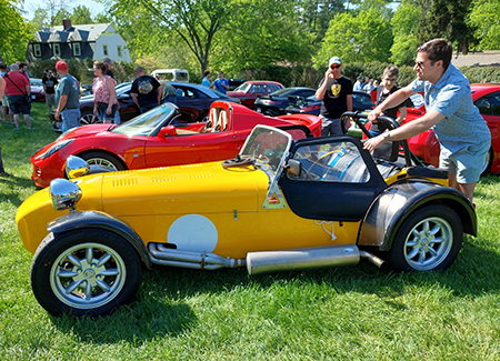 [2-Jun_23_Caterham.jpg]