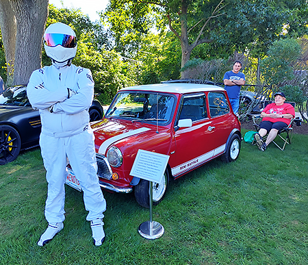 [3-Dec_22_The_Stig.jpg]