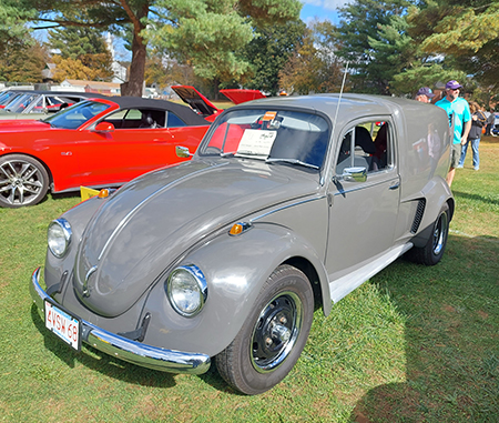 [4-Mar_24_VW_Beetle_Vandetta.jpg]